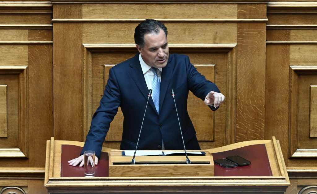 Συγνώμη Γεωργιάδη από τους συγγενείς των θυμάτων των Τεμπών