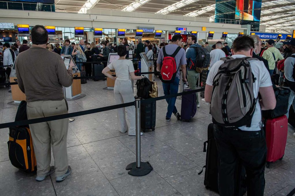 Έπεσε σε Ιταλία και Βρετανία το σύστημα εναέριας κυκλοφορίας – Ντόμινο καθυστερήσεων σε όλη την Ευρώπη