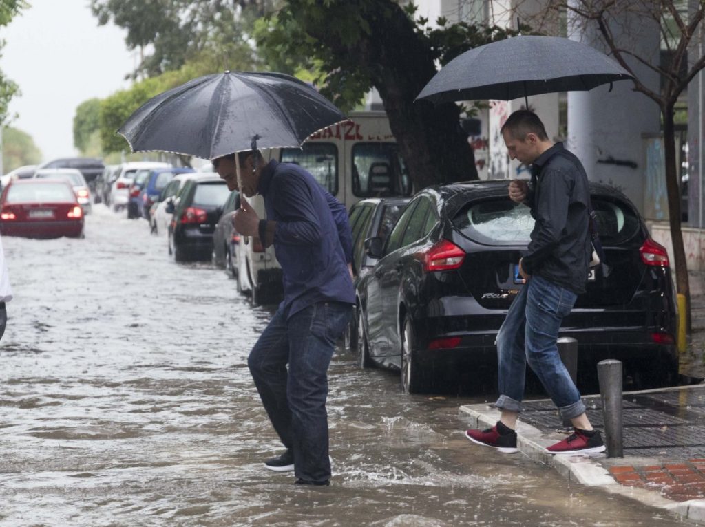 Έρχεται νέα κακοκαιρία: Βροχές και καταιγίδες – Ισχυρά φαινόμενα σε Ιόνιο και δυτική Ελλάδα