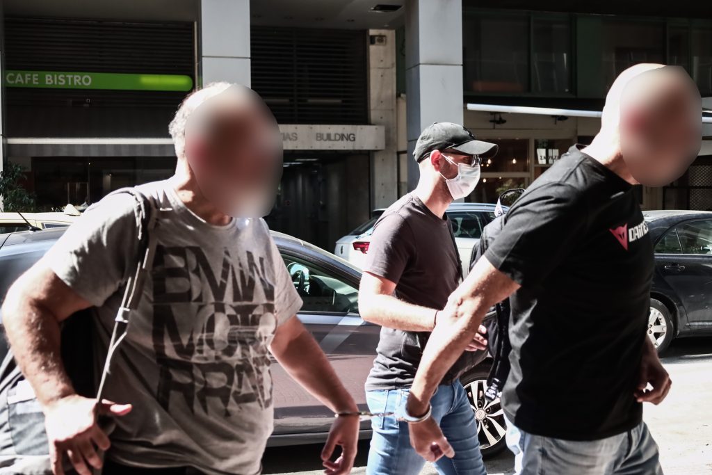 Στα δικαστήρια Πειραιά οι δύο Τούρκοι που κατηγορούνται για κατασκοπεία