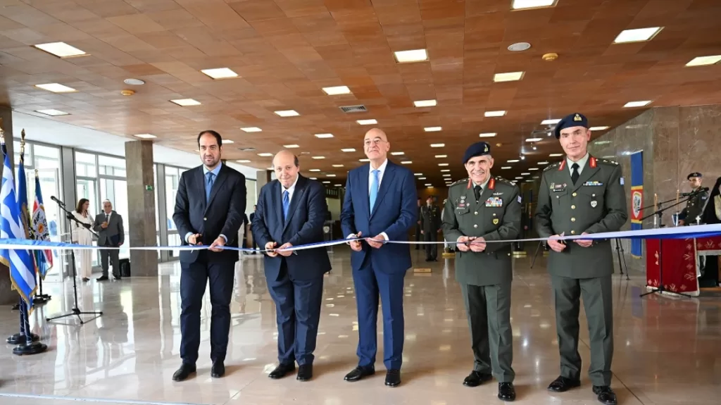 Το έμψυχο δυναμικό μας, κύριος πολλαπλασιαστής ισχύος της Ελλάδας, τονίζει ο Δένδιας