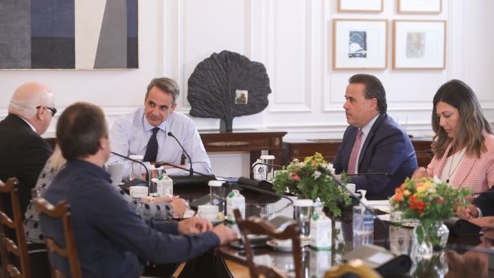 Συνάντηση Μητσοτάκη – ΕΣΑμεΑ για την κατάρτιση Οδικού Χάρτη για τα άτομα με αναπηρία