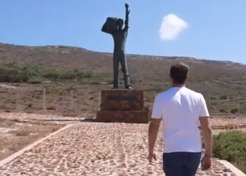 Νέο βίντεο Κασσελάκη αυτή τη φορά από τη… Μακρόνησο