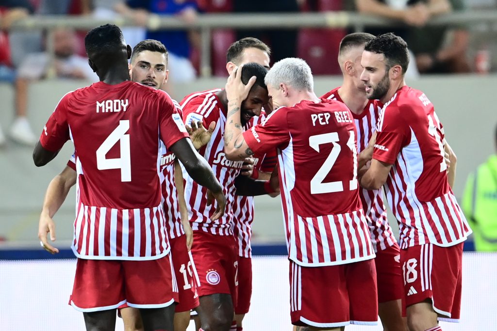 Τρία στα τρία με «τεσσάρα» ο Ολυμπιακός! «Δάγκωσε» στις καθυστερήσεις τον ΠΑΟΚ ο ΟΦΗ!