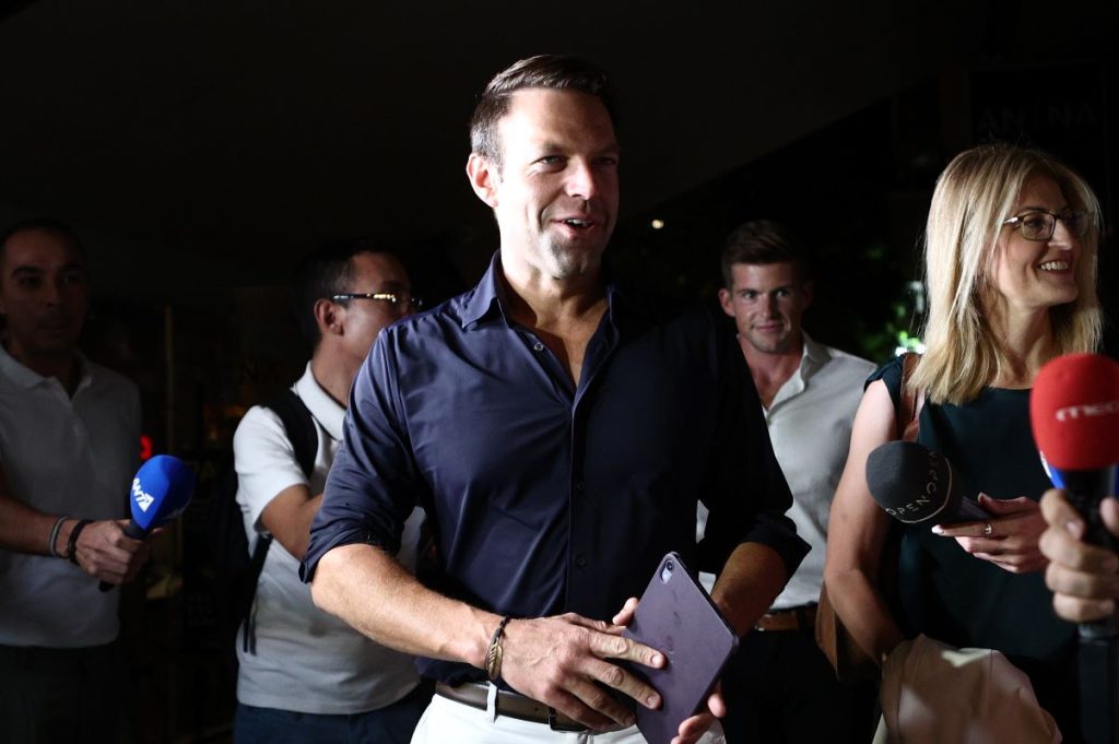 Προβάδισμα Κασσελάκη – Δεύτερη σε αριθμό ψήφων η Αχτσιόγλου – Την προσεχή Κυριακή ο δεύτερος γύρος