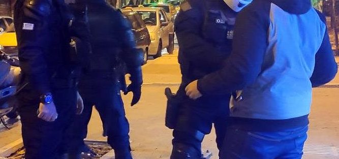 Συνελήφθησαν τρία άτομα για διακίνηση ναρκωτικών στο κέντρο της Αθήνας