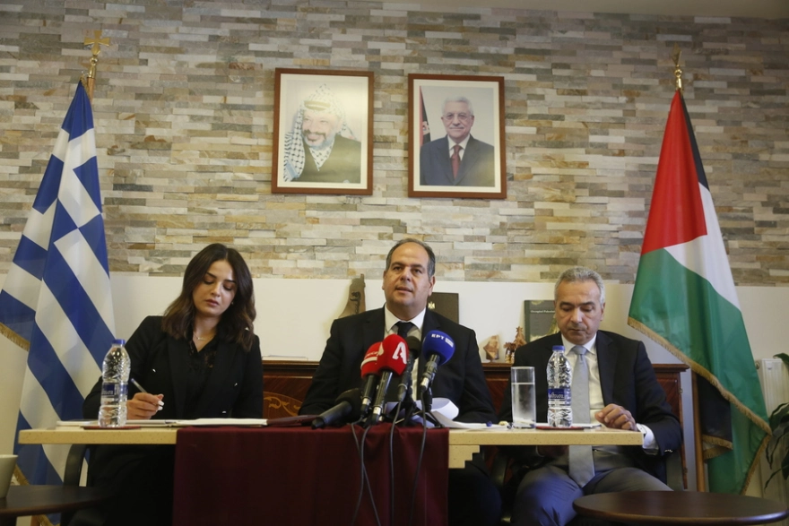 «Η Ελλάδα μπορεί να παίξει διαμεσολαβητικό ρόλο», τονίζει ο Παλαιστίνιος πρέσβης