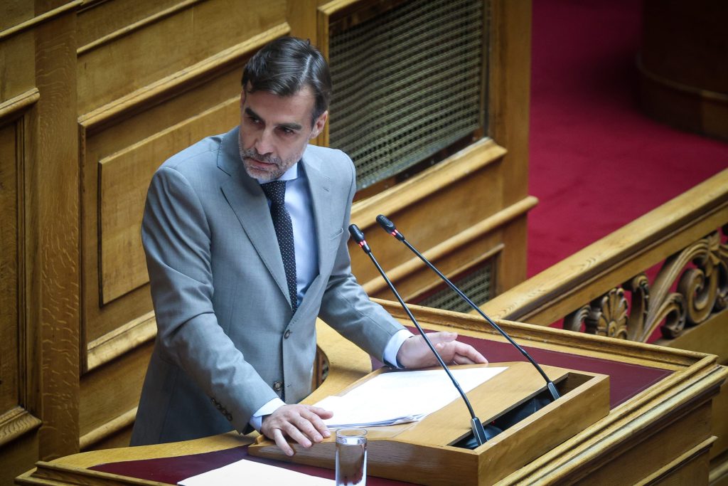 Μιχάλης Χουρδάκης: Παραμένει κανονικά στα καθήκοντά του ο βουλευτής Α’ Θεσσαλονίκης παρά το τελεσίγραφο Κωνσταντοπούλου