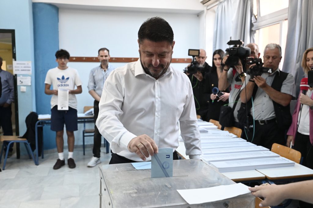 Αυτοδιοικητικές εκλογές 2023: Ψήφισε στον Βύρωνα ο Νίκος Χαρδαλιάς – Ψηφίζουμε για την ασφάλεια των κατοίκων μας»