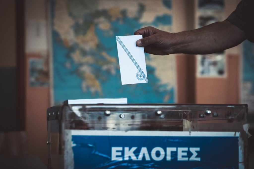 Πολύ μεγάλη η αποχή στο δεύτερο γύρο των αυτοδιοικητικών εκλογών – 11,4 μονάδες μικρότερη η συμμετοχή σε σχέση με τον πρώτο γύρο