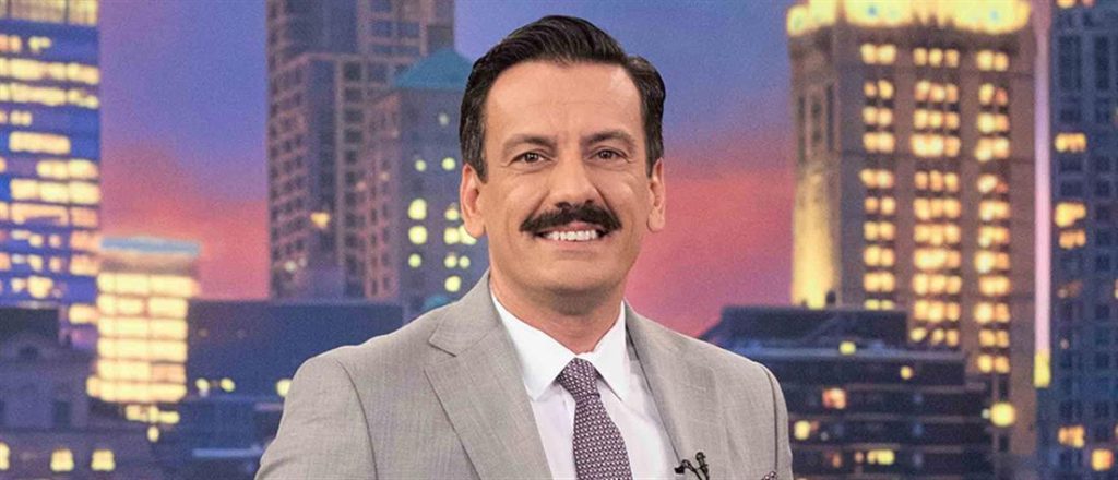 Όσα εξομολογήθηκε ο «Τόνι Σφήνος» για το μουστάκι και την πρόταση γάμου στη σύζυγό του!