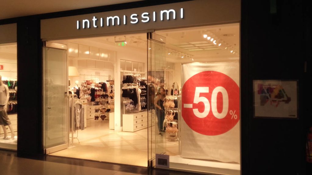 Ανοιχτά τα εμπορικά καταστήματα την Κυριακή 26 Νοεμβρίου – Το ωράριο