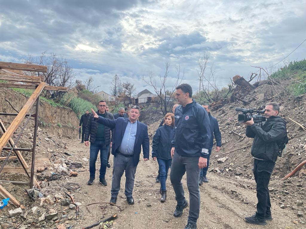 Η αυτοψία και τα συγχαρητήρια Κικίλια στον δήμαρχο Αχαρνών
