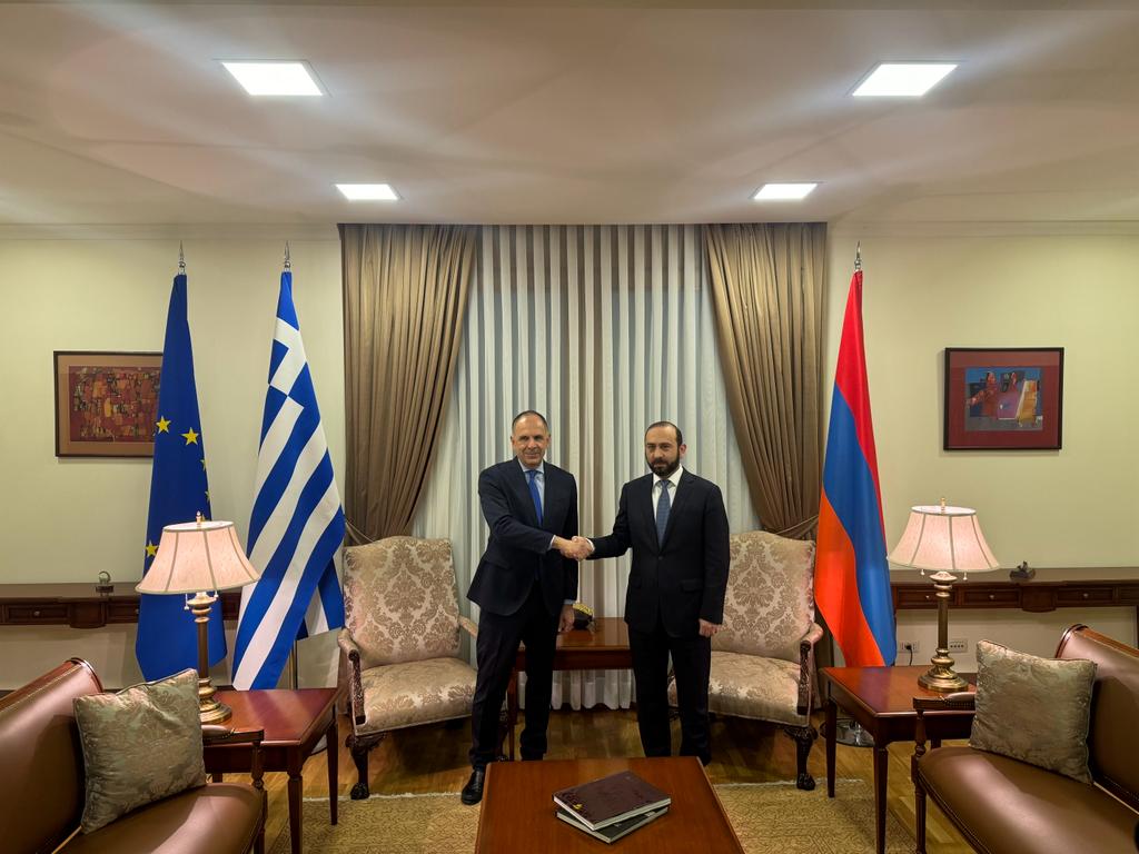 Γεραπετρίτης από Αρμενία: Ζήτημα αρχής να παρέχουμε αλληλεγγύη σε οποιονδήποτε είναι αμυνόμενος – Έχουμε ιστορικούς δεσμούς που ανατρέχουν σε αιώνες