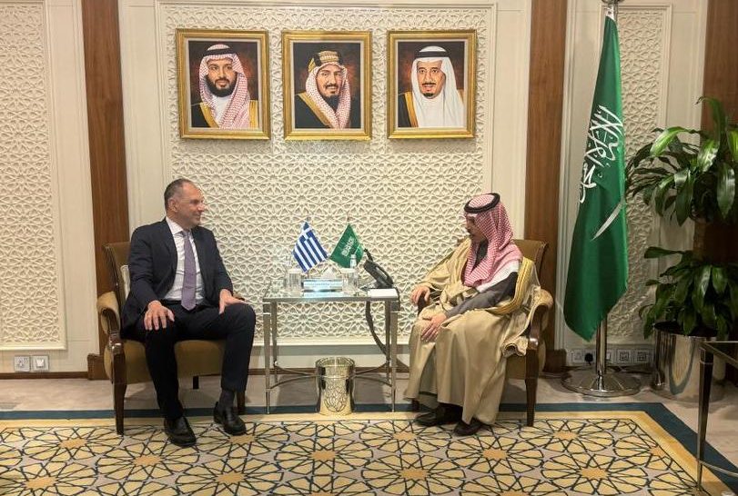 Γεραπετρίτης: Η Ελλάδα παρούσα στις εξελίξεις για τη βιώσιμη επίλυση του Μεσανατολικού – Εξαιρετικές οι διμερείς σχέσεις με τη Σαουδική Αραβία