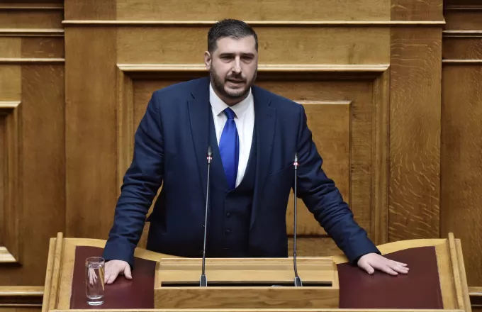 Σπαρτιάτες: Η ανεξαρτητοποίηση Κατσιβαρδά ματαίωσε την εξέτασή του από την Επιτροπή Δεοντολογίας