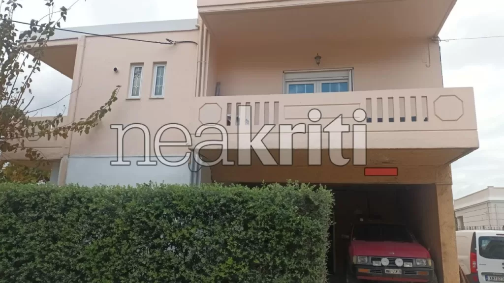 Ανατίναξαν αυτοκίνητο αστυνομικού στα Χανιά