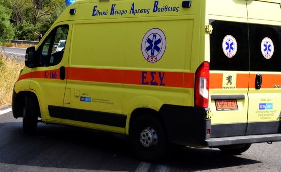 Μενίδι: Ρομά ξυλοκόπησαν αστυνομικό έξω από σχολείο ενώ περίμενε να πάρει το παιδί του