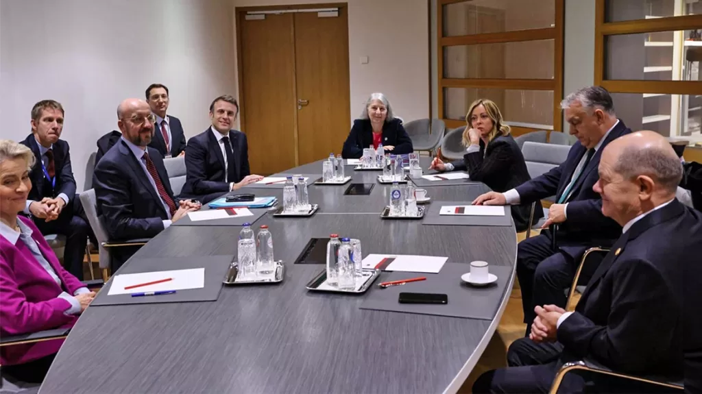 Σύνοδος Κορυφής: Συμφωνία των 27 για το πακέτο βοήθειας στην Ουκρανία