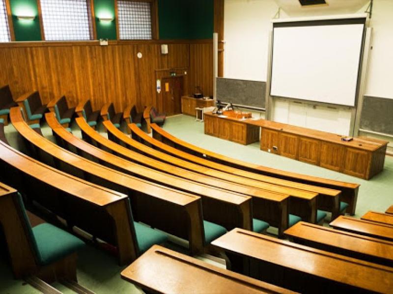 Η… άλυτη εξίσωση της διαγραφής των «αιωνίων» φοιτητών