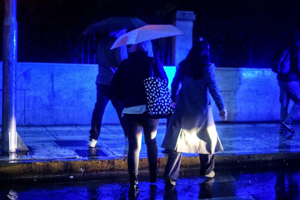 Σε ποιες περιοχές έπεσε το βράδυ της Κυριακής η περισσότερη βροχή