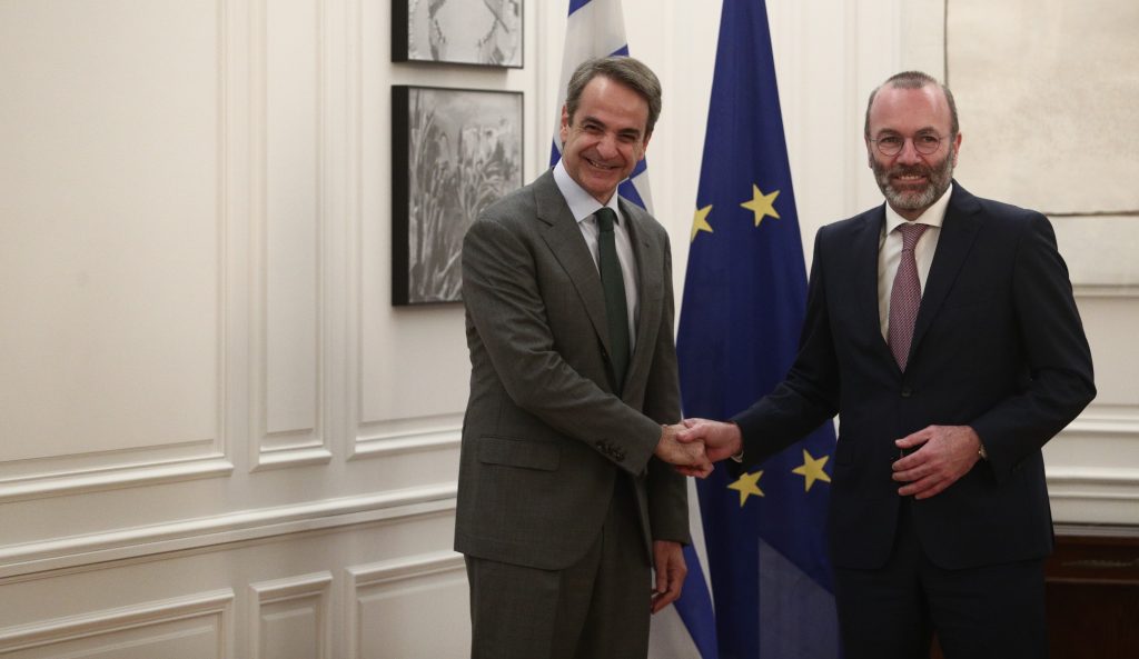 Ύμνοι Βέμπερ για Μητσοτάκη! «Η Ελλάδα καλύτερη από τη Γερμανία και αυτό έχει να κάνει με την ηγεσία!»