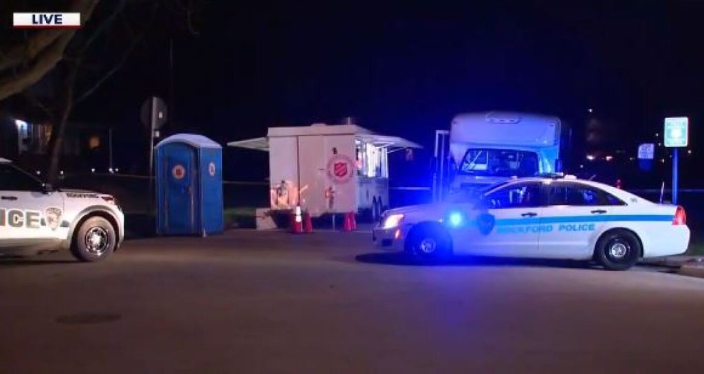 Τέσσερις νεκροί και τουλάχιστον πέντε τραυματίες από επίθεση άνδρα με μαχαίρι στο Ιλινόι