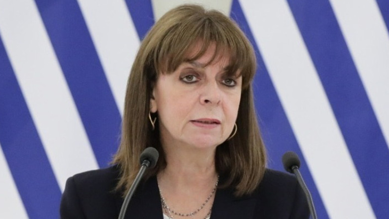 Σακελλαροπούλου για 25η Μαρτίου: Οι Έλληνες αντλούμε δύναμη από την ενότητα και την ομοψυχία