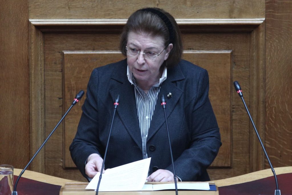 Λίνα Μενδώνη: Εφήμερη σύμπλευση των κομμάτων της αντιπολίτευσης