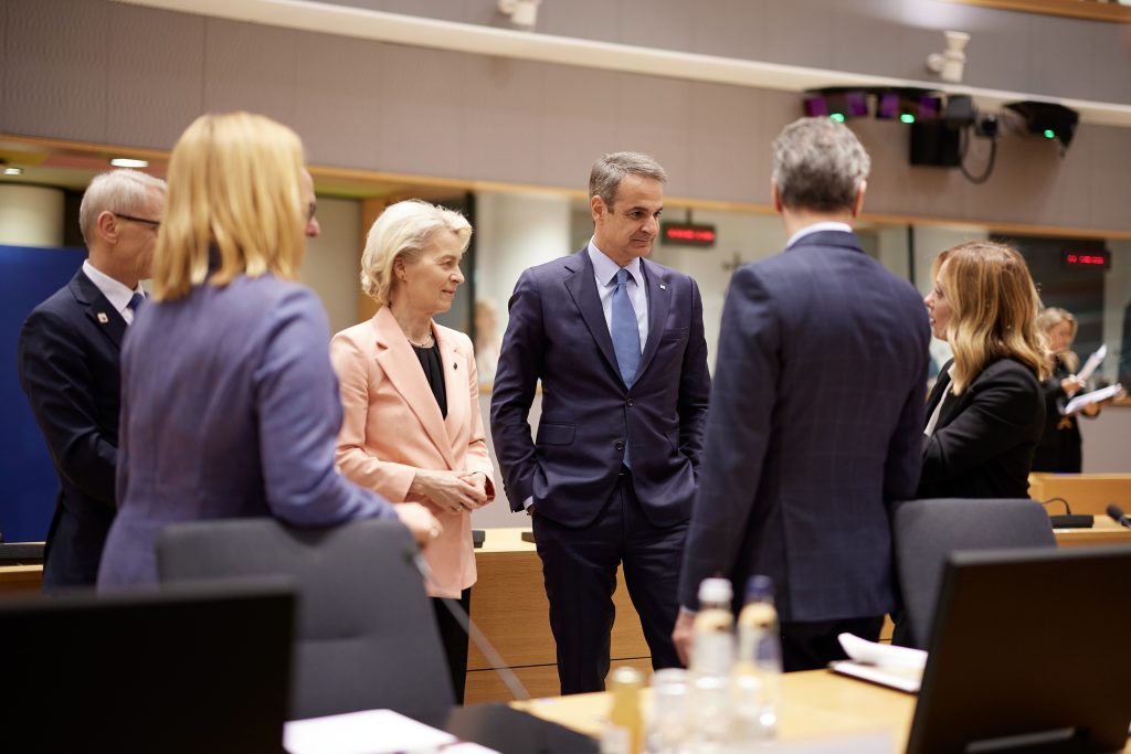 Με ποιες θέσεις πηγαίνει στη Σύνοδο Κορυφής ο Μητσοτάκης