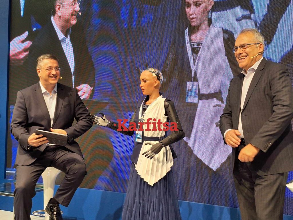 Θεσσαλονίκη: Εντυπωσιάζει στην έκθεση Beyond το διάσημο ρομπότ Sophia (ΦΩΤΟ+Video)