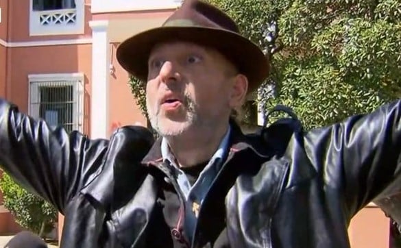 Αλεξανδρούπολη: Με αποφθέγματα του Γκάντι και ατάκες του Γκάλι απαντά στις κατηγορίες ο καθηγητής που συνελήφθη για παρενόχληση μαθήτριας