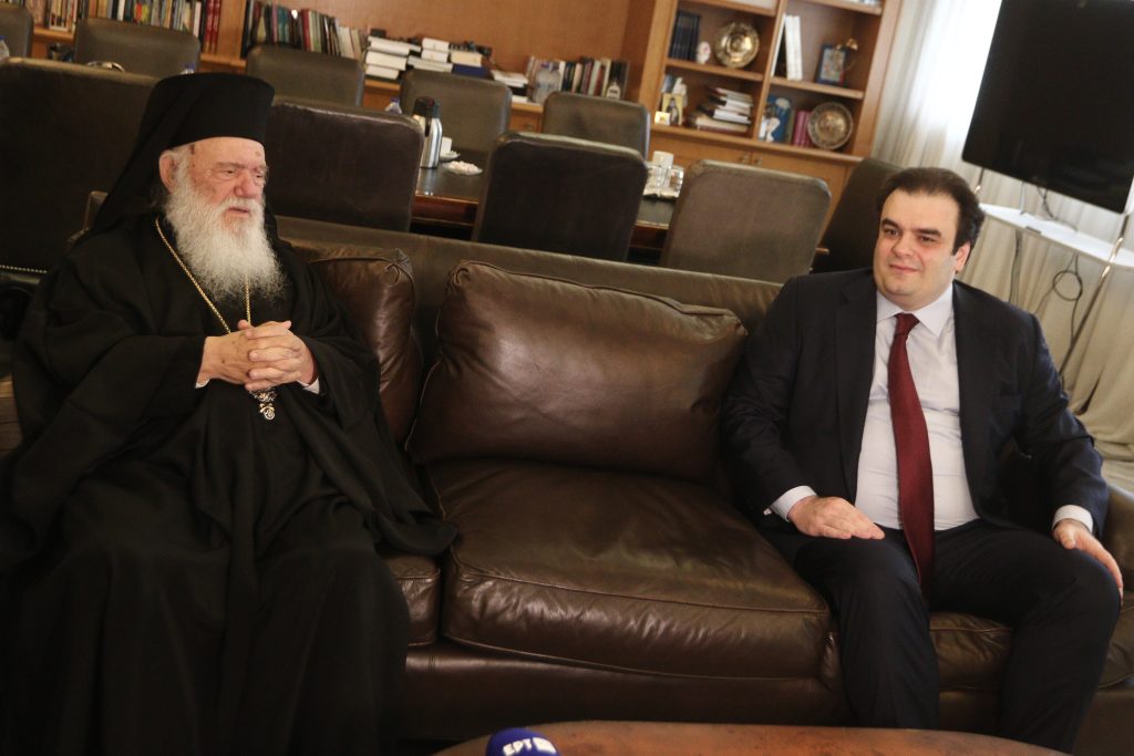 «Η συνεργασία είναι το καλύτερο φάρμακο» τόνισε μετά τη συνάντηση με Πιερρακάκη ο Ιερώνυμος