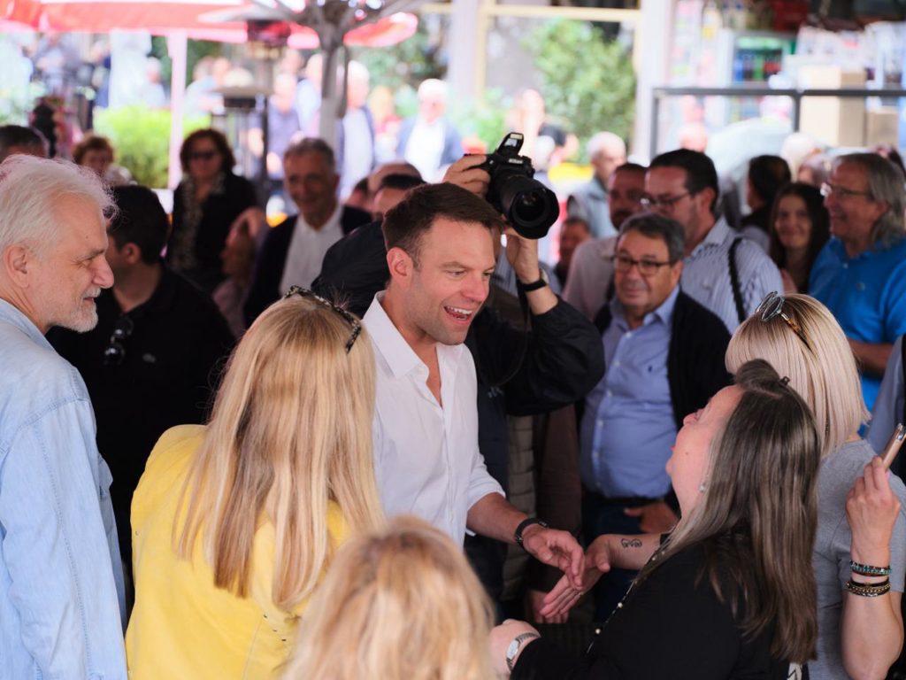 Κασσελάκης: Η αλαζονεία είναι στον γυάλινο πύργο, που λέγεται Μέγαρο Μαξίμου Μητσοτάκης ΑΕ