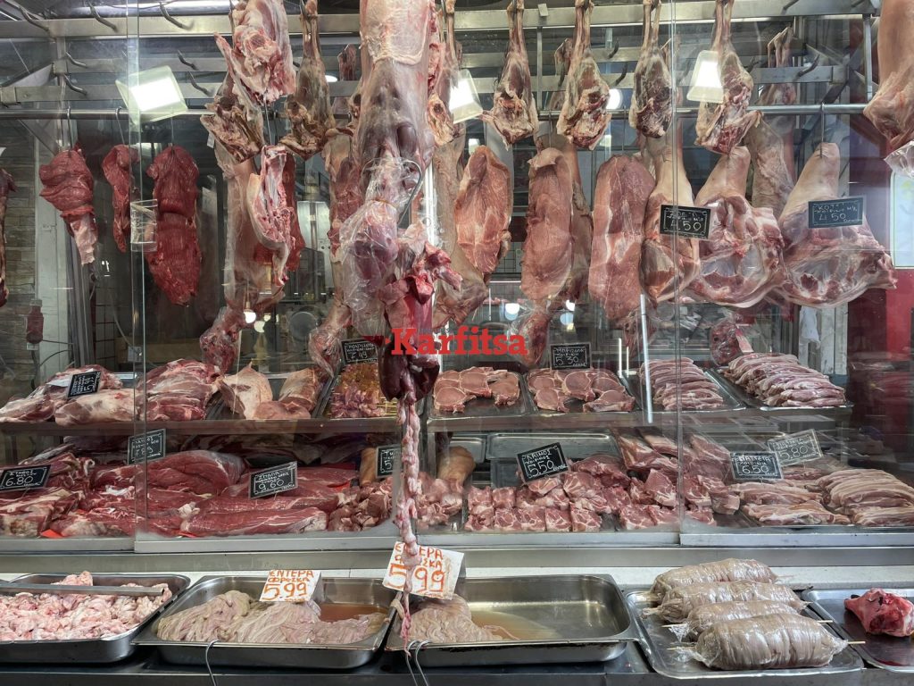 Θεσσαλονίκη: Πόσο κοστίζουν τα αμνοερίφια σε κρεοπωλεία και Καπάνι – Μειώνουν τις ποσότητες οι καταναλωτές