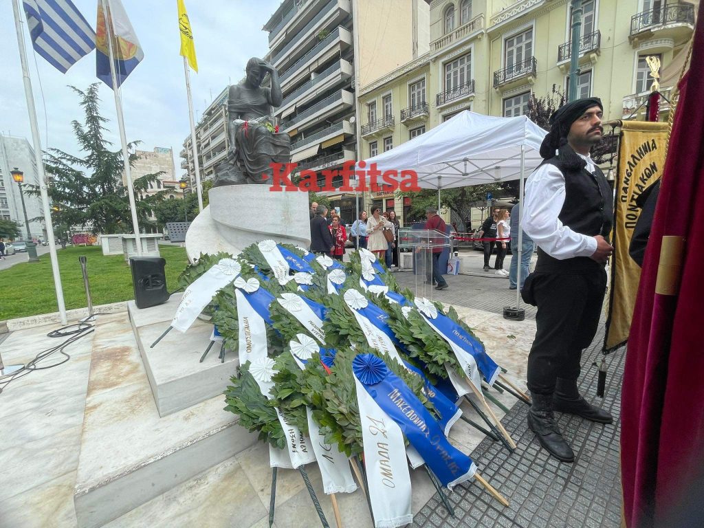 Στεφάνια στο μνημείο της Γενοκτονίας στη Θεσσαλονίκη – «Το αίμα δεν θα στεγνώσει αν δεν έρθει η δικαίωση» (ΦΩΤΟ + Video)