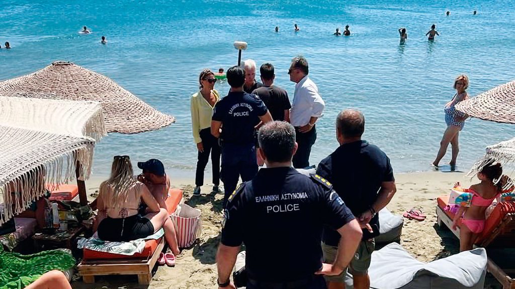 Διπλή απόβαση των «ράμπο» της ΑΑΔΕ σε παραλίες και τουριστικούς προορισμούς