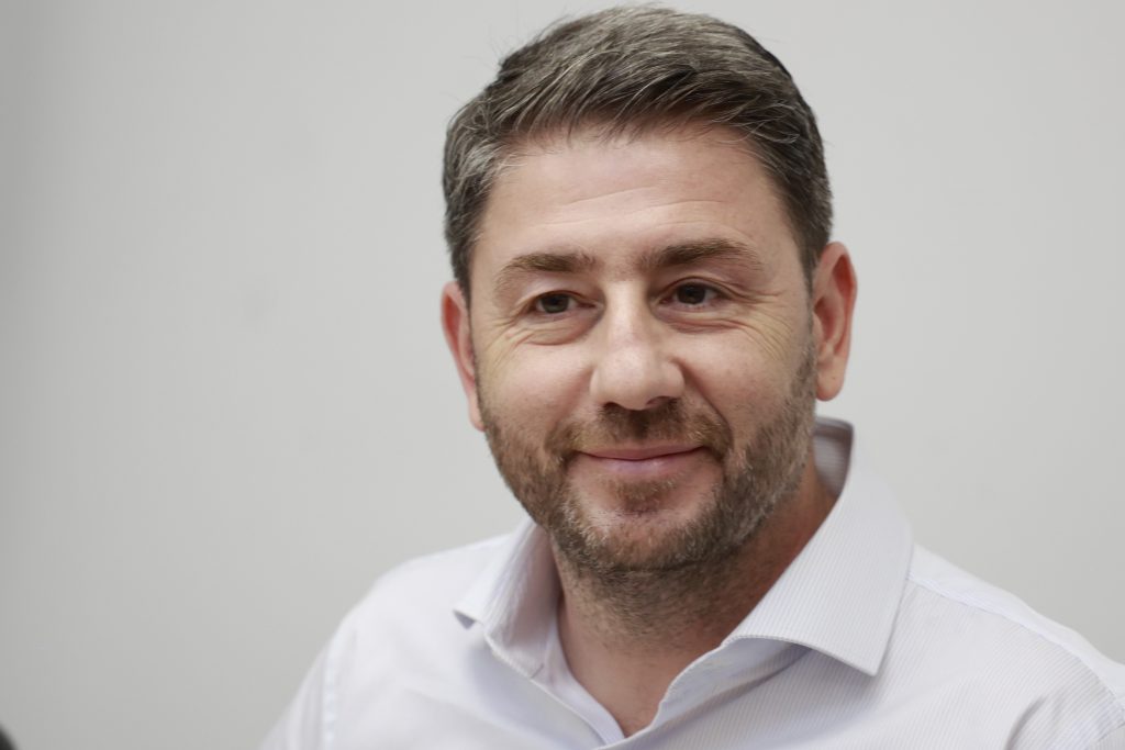 Κολλημένος στον τοίχο ο Ανδρουλάκης – Τον πιέζουν για εκλογές