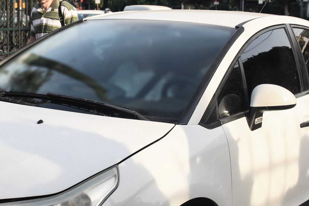 Στην ανακρίτρια ο γνωστός ποινικολόγος -Θα ομολογήσει τον ξυλοδαρμό της συζύγου του