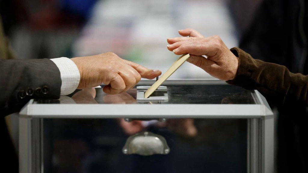 Ρεκόρ συμμετοχής στις γαλλικές εκλογές