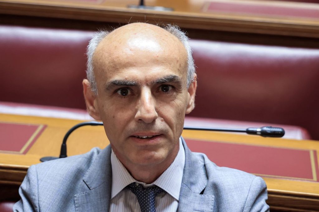 Ξήλωμα εργασιακών δικαιωμάτων καταγγέλει ο ΣΥΡΙΖΑ