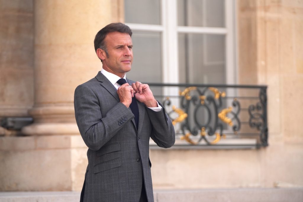 Αντέχει η Γαλλία τη «συγκατοίκηση»; Όλα τα σενάρια για την Κυριακή και την… Δευτέρα των βουλευτικών εκλογών!