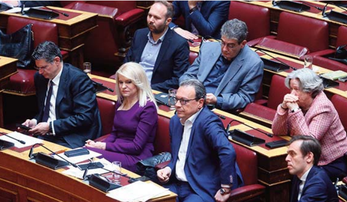 Κωλοτούμπα ΣΥΡΙΖΑ – Τρέμει να πάει στη Βουλή τα… λεφτόδεντρα