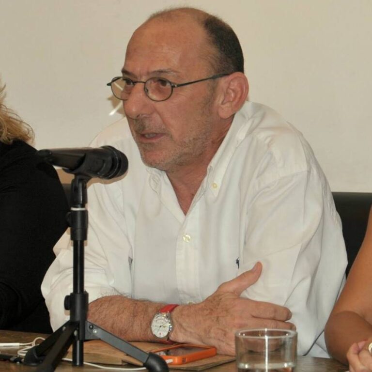 Τελικά εμείς δεν κάνουμε τη δουλειά μας, ή…