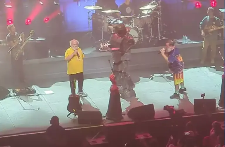 H ευχή του Κάιλ Γκας για τον Τραμπ: «Να μην αστοχήσετε την επόμενη φορά» (VIDEO)