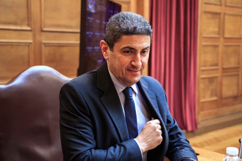 Το πολυσέλιδο και «αμαρτωλό» βιογραφικό Αυγενάκη