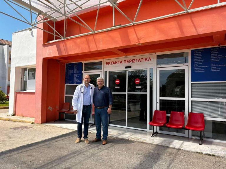 Δήμαρχος έκανε εθελοντικά εφημερία σε νοσοκομείο