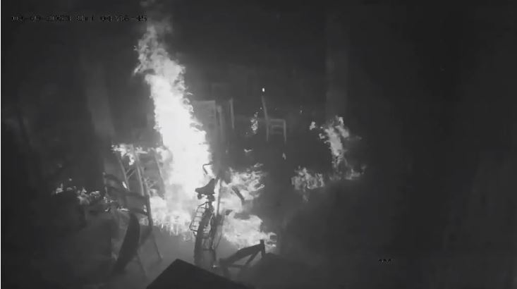 Και χούλιγκαν και εκβιαστές οι μπράβοι που έβαζαν φωτιά σε μαγαζιά (VIDEO)