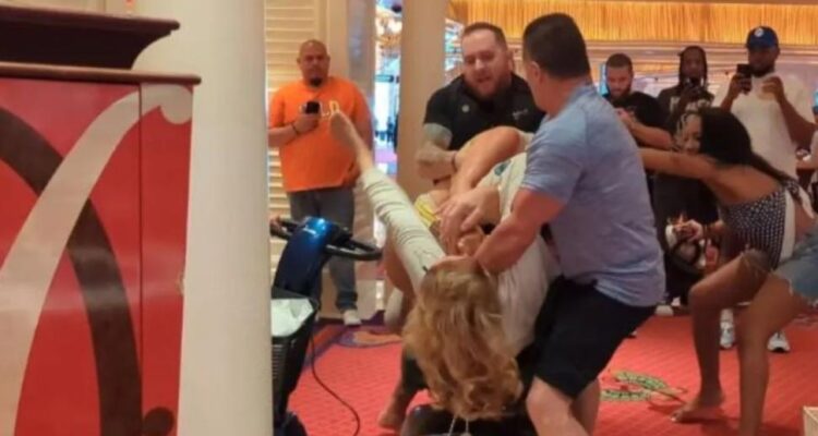 Πόλεμος στην πράσινη τσόχα