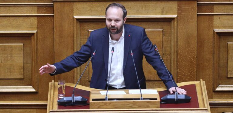 Ναι! Ο ΣΥΡΙΖΑ περνά περίοδο εσωστρέφειας